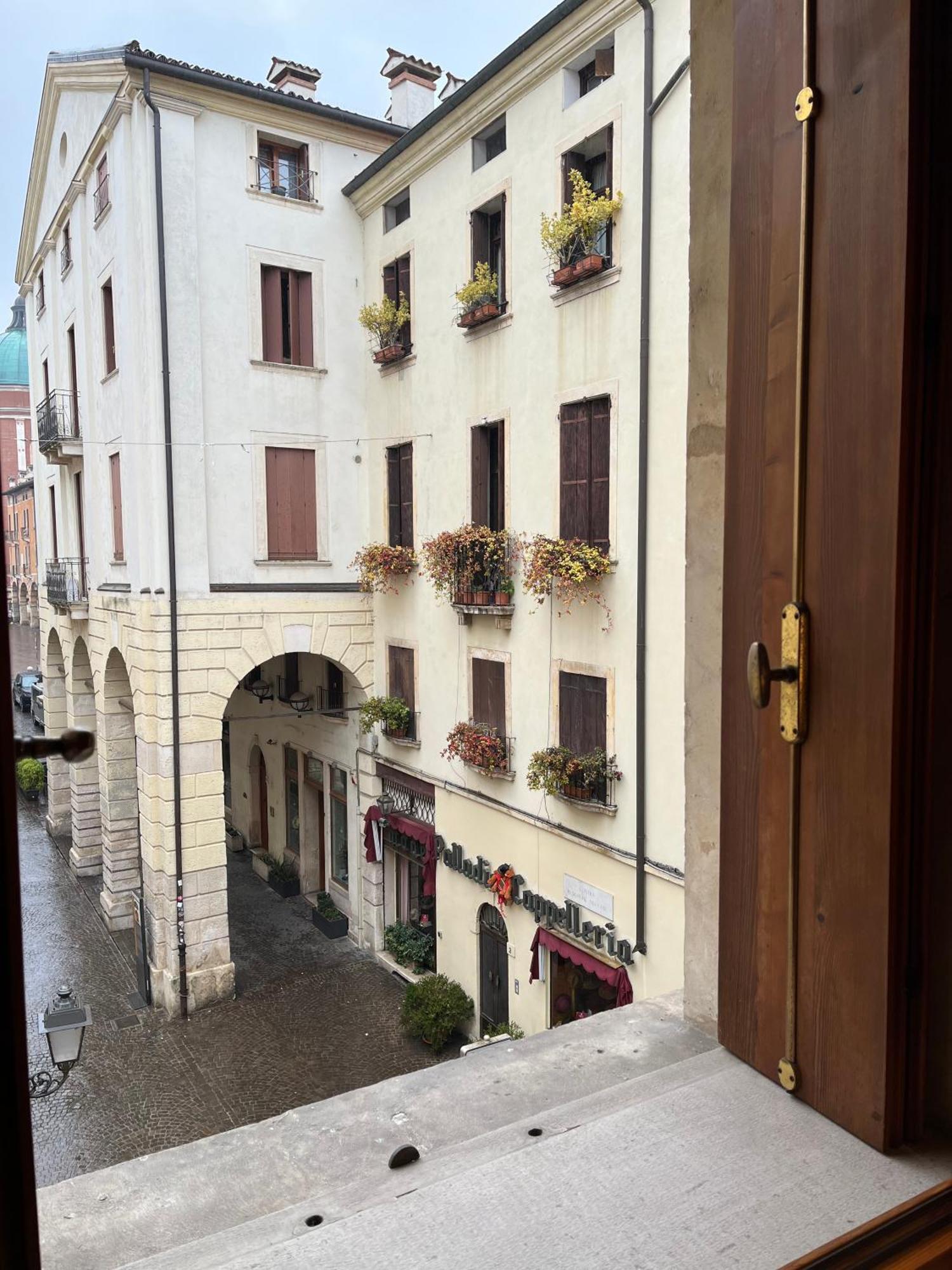 Il Campanile Apartamento Vicenza Exterior foto